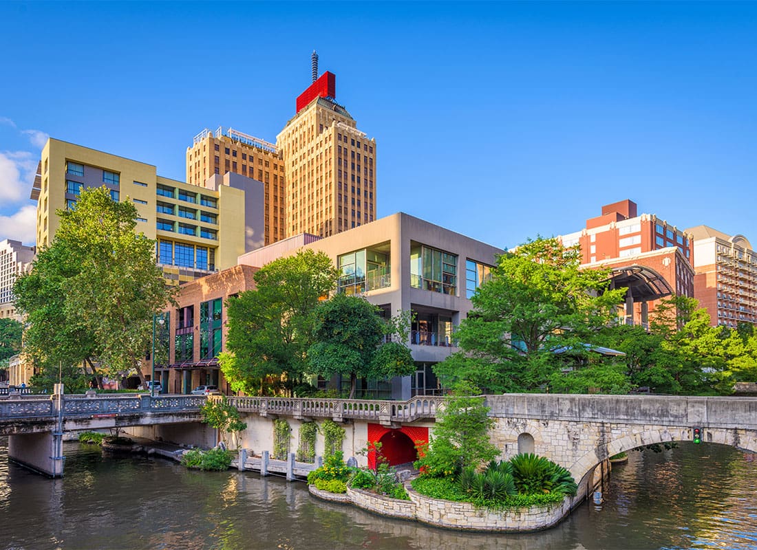 SAN Antonio, TX - Beautiful View of SAN Antonio, Texas, USA With a Clear Sky